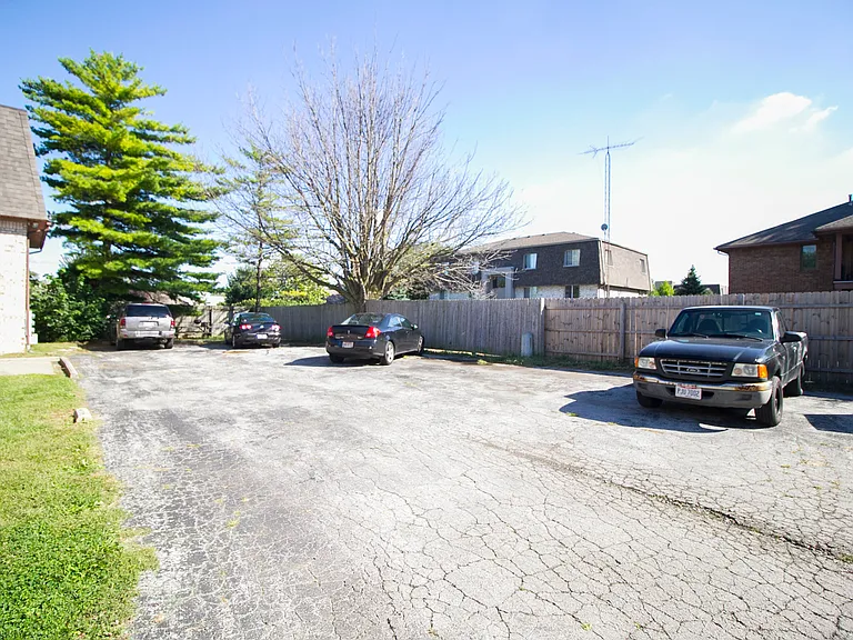 5359 Cresthaven Ln #6B — Photo 13