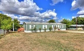 1st image of 914 McClure Ln