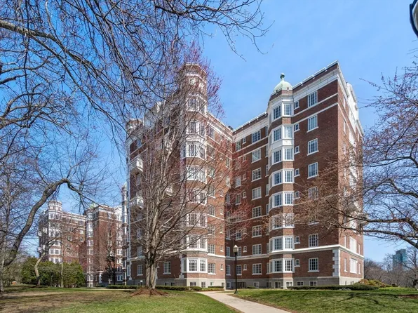 20 Chapel St APT C807, Brookline, MA 02446