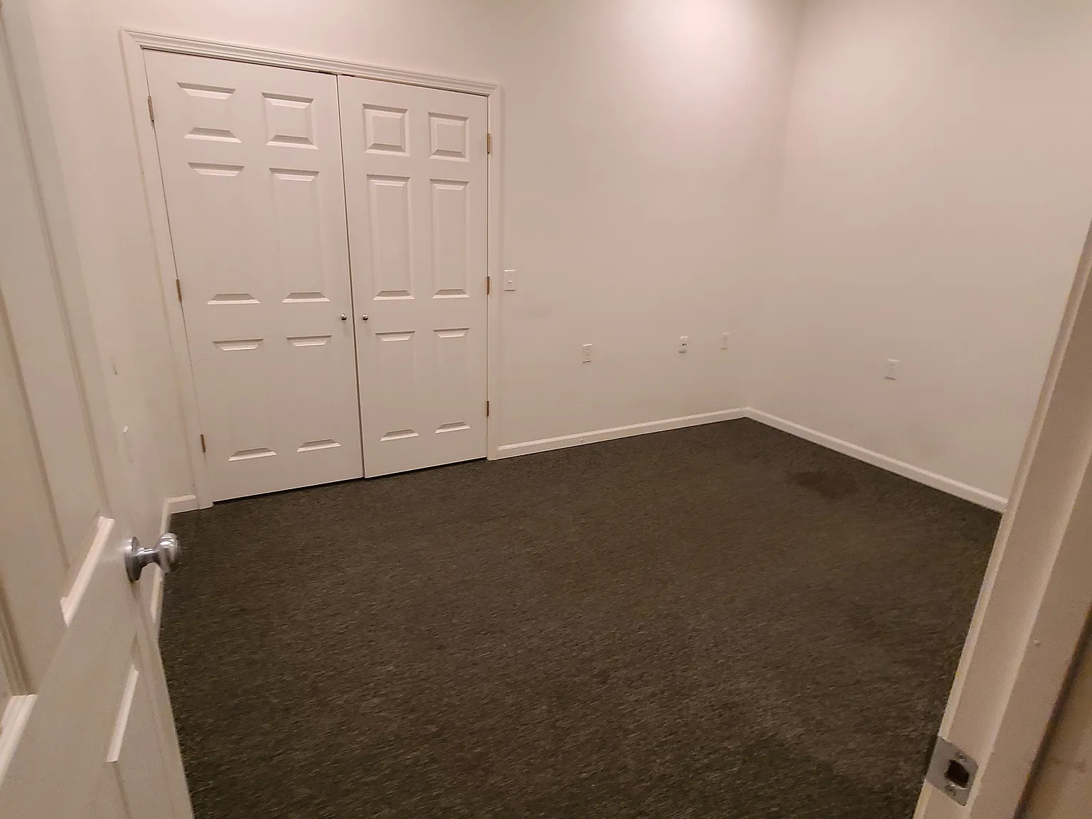 7 bed, $3,255 — Photo 4