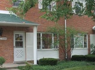 2152 Rugen Rd APT D, Glenview, IL 60026