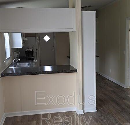 5th image of 1434 Heritage Way