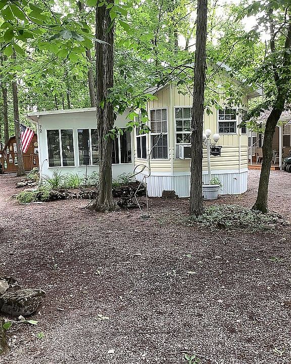 1st image of 40 Flint Hill Rd #72