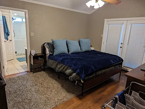907 Mapleleaf Ln Photo 1