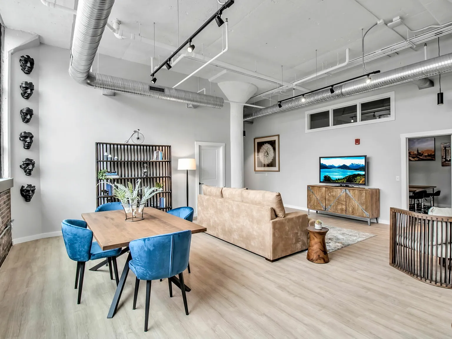 Trico Building Apartments — Photo 3