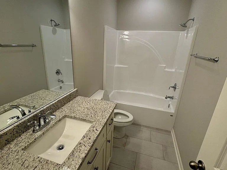 3355 Arnold Ave — Photo 6