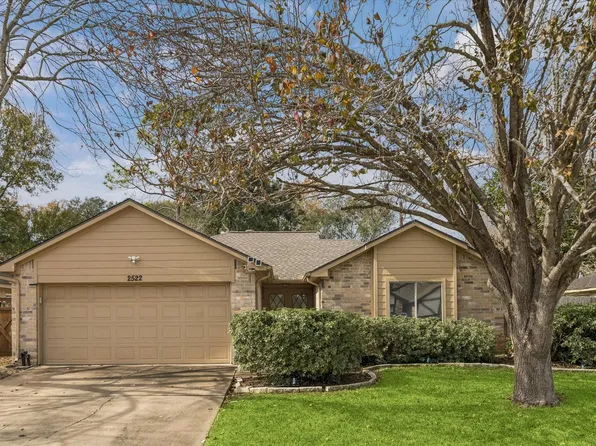 2522 Old Fort Rd, Sugar Land, TX 77479