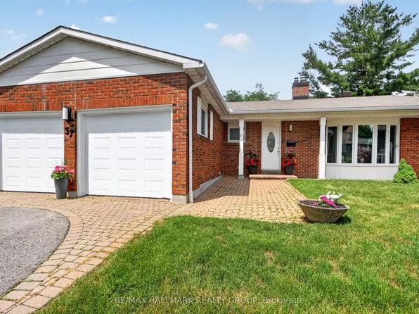 37 Parkwood Cres, Ottawa, ON K1B 3J5