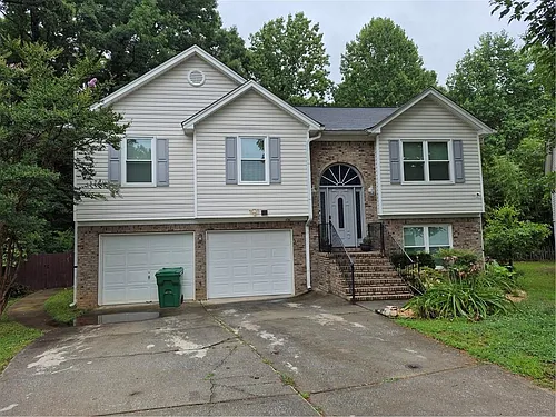 2475 Meredith Walk Photo 1