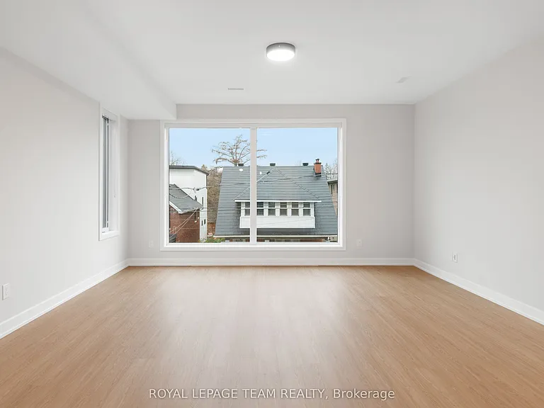 49 Grosvenor Ave #3 — Photo 8