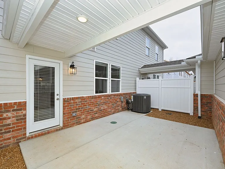 2900 Suzanne Landon Dr #E2 — Photo 40