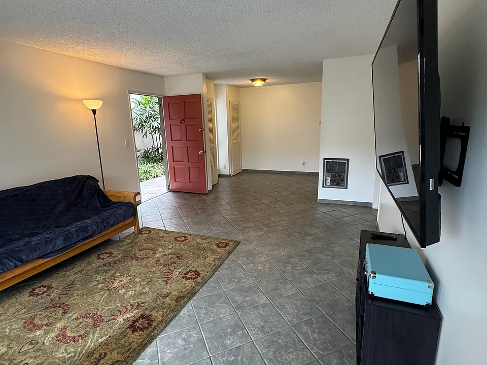 45 Dearborn Pl #45