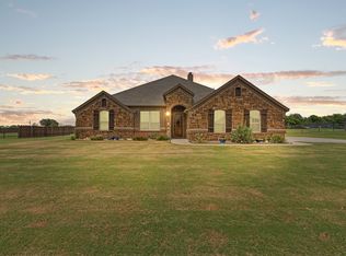 9708 Puma Trl, Godley, TX 76044