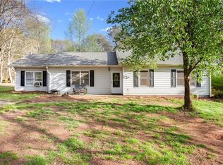 159 Bell Wood Rd, Jefferson, GA 30549