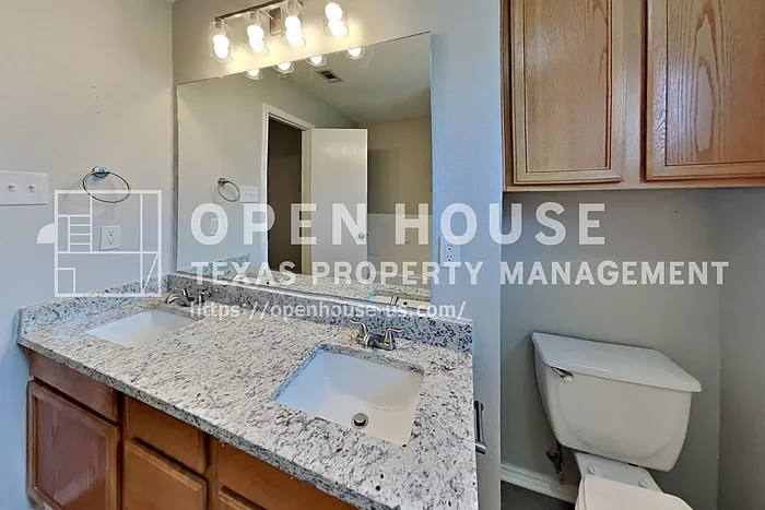625 Creekview Dr — Photo 12