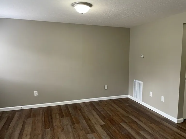 5279 & 5281 Walnut Valley Dr — Photo 7