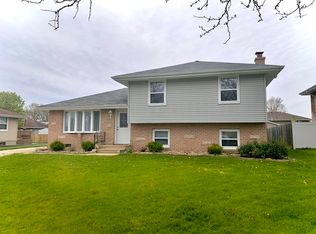 1705 Corregidor St, Joliet, IL 60435