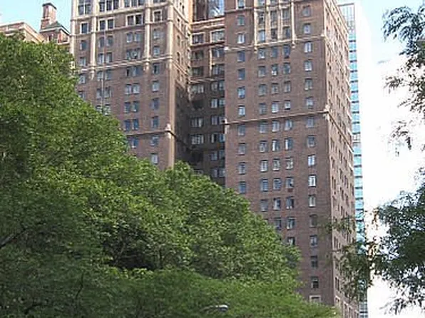 45 Tudor City Place image 1 of 12