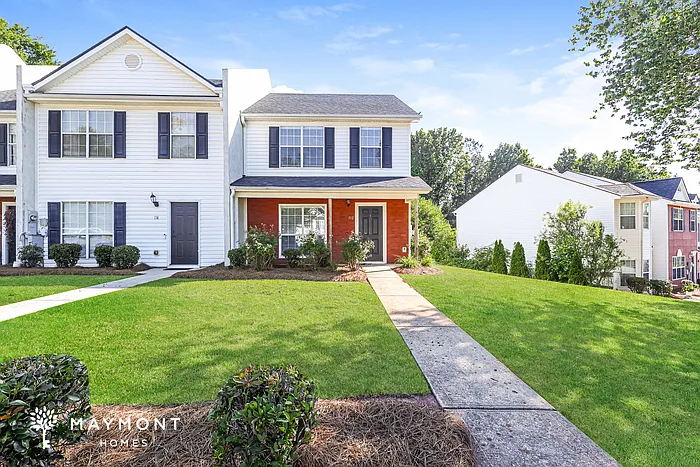 2 Chastain Cir — Photo 1