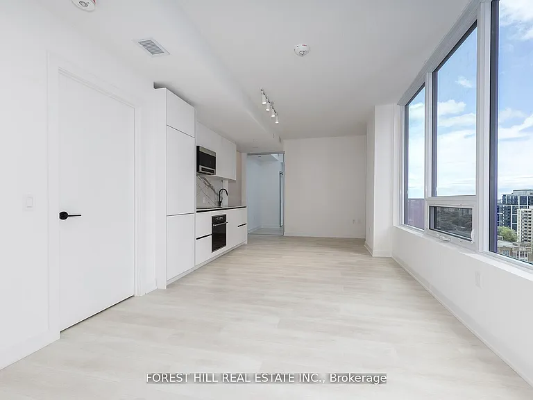 117 Broadway Ave #1302 — Photo 14