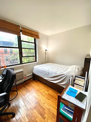 Rented by Guy Goldman, LREB | media 30