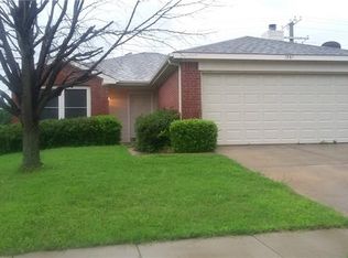 1587 Chivalry Ln, Little Elm, TX 75068