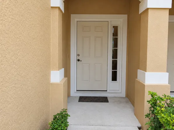 8310 Village Edge Cir APT 3, Fort Myers, FL 33919