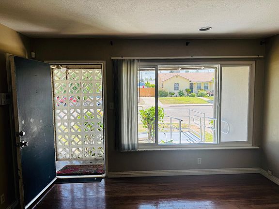 5th image of 2019 Norris Dr E