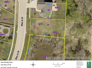 5912 Gibson Dr NE, Cedar Rapids, IA 52411