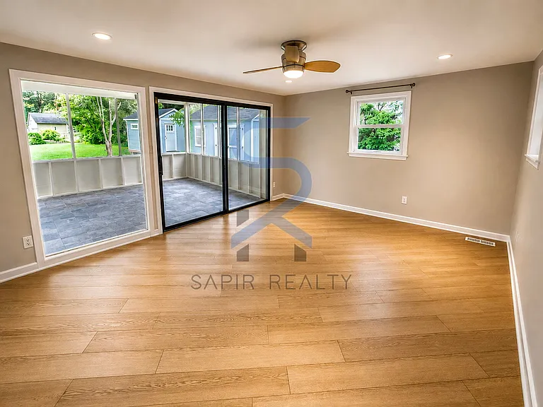 1171 Arborvista Dr NE — Photo 10