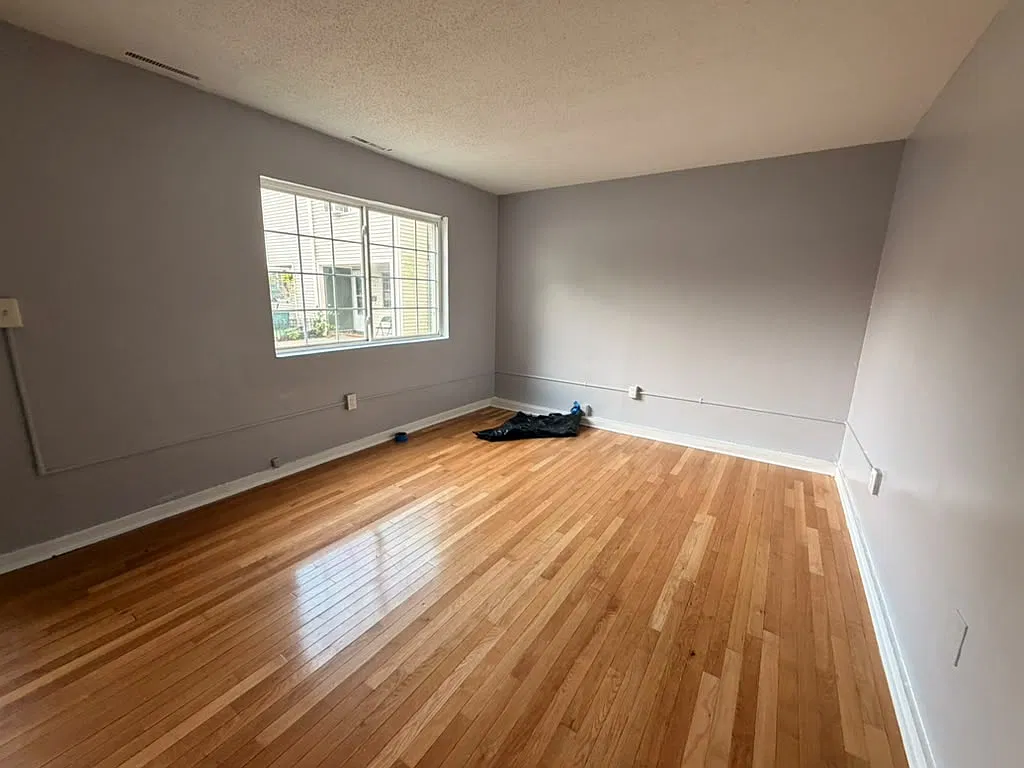 4 bed, $2,095 — Photo 2