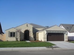 1042 Ryan Ave, Fowler, CA 93625