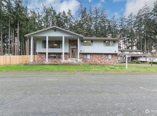 771 SW 11th Ct, Oak Harbor, WA