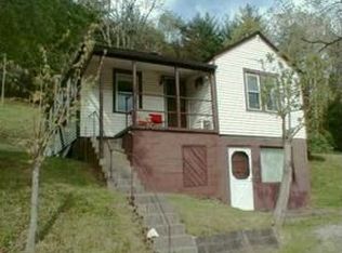 4130 Martins Branch Rd, Charleston, WV 25312