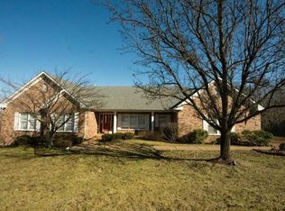 5540 Pine Wood Frst, Saint Louis, MO 63128
