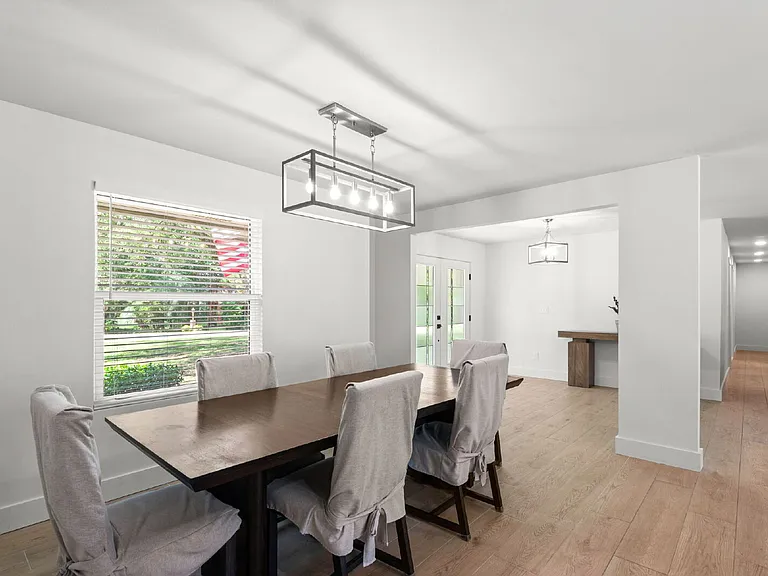 2507 Edgewater Dr — Photo 13