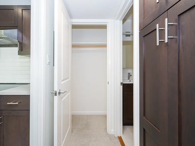 935 Burnett Ave #4 — Photo 18