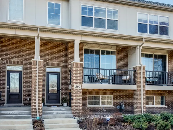309 Woodmoor Dr, Lombard, IL 60148