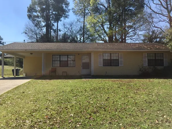 518 W Fairview St, Troy, AL 36081