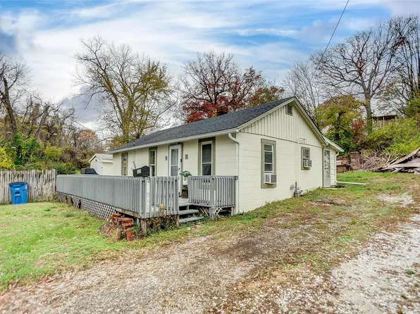 2820 North St, Alton, IL 62002