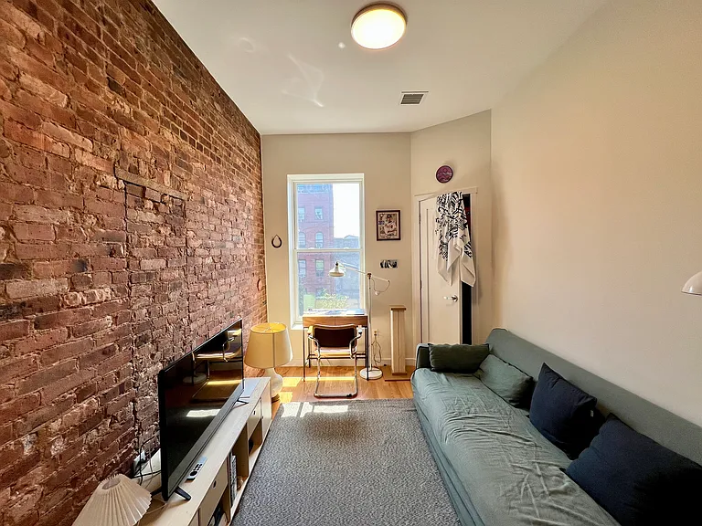 1390 Bedford Ave #4 — Photo 11