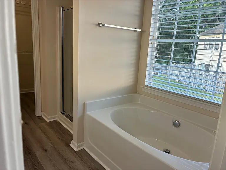 10217 Kendra Ct — Photo 9
