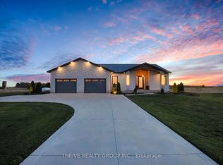 25451 Wood Rd, Adelaide Metcalfe, ON N7G3H6