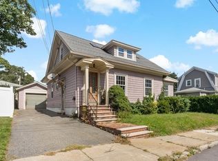34 Harding St, Fall River, MA 02720