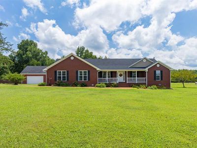 2402 Independence Loop, Lexington, TN, 38351