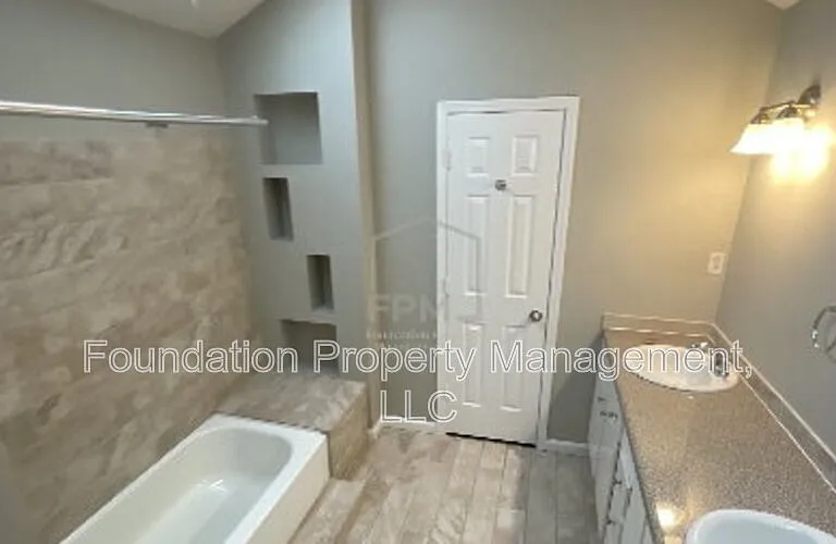 7089 Cobblestone Dr — Photo 13