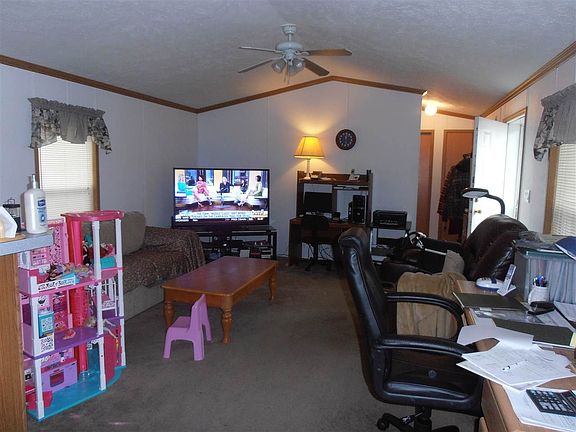 4th image of 13012 Leonard Ln
