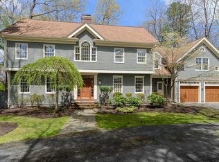 260 Wellesley Ave, Wellesley, MA 02481