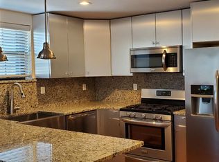 25-03 23rd St #2A, Astoria, NY 11102