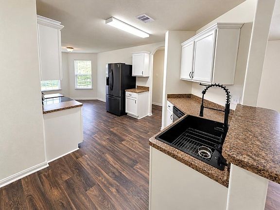 5th image of 12221 Seacrest Ln